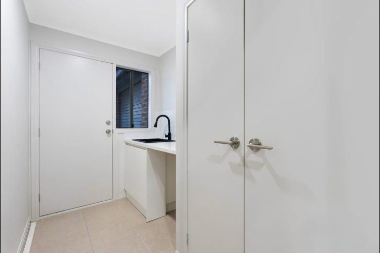 Bathroom Renovation in Omega St, Carrum Downs